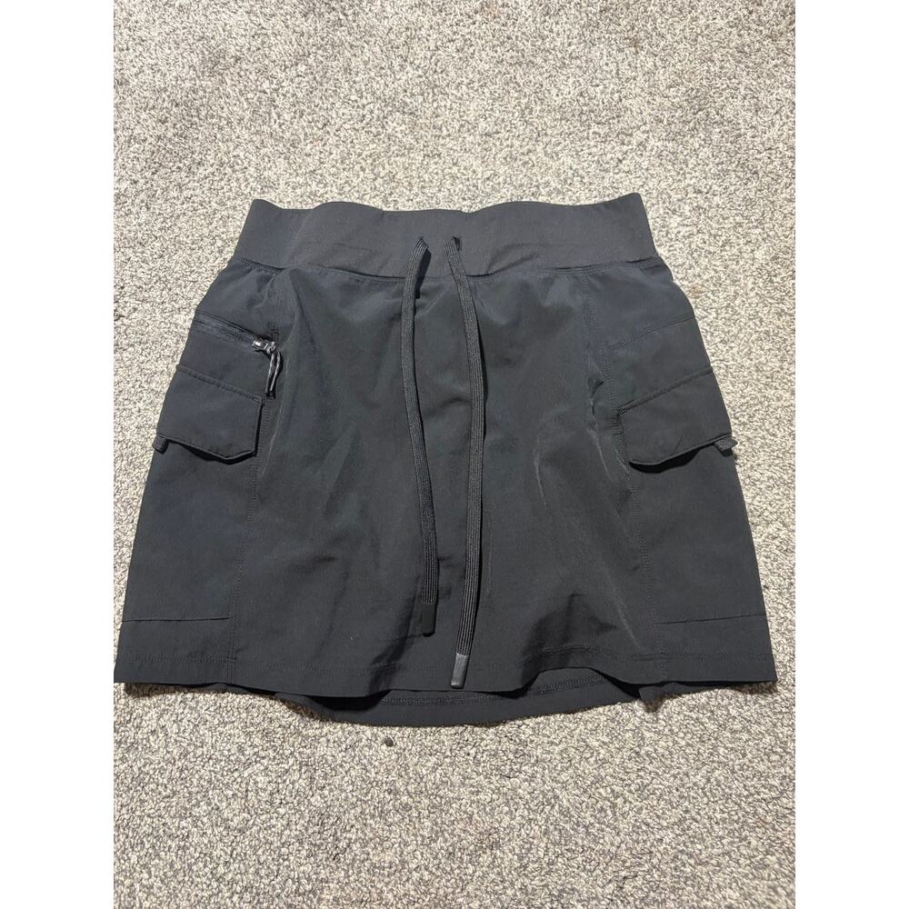 Gerry womens small black skort